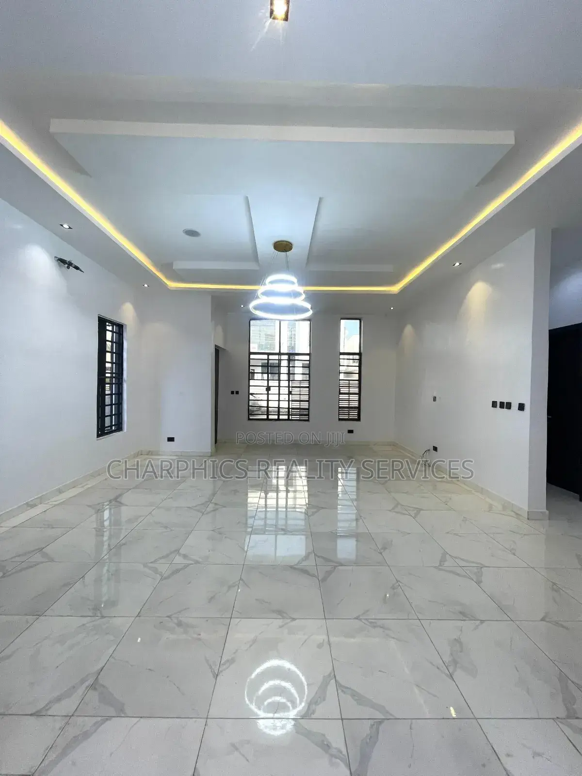 5bdrm Duplex in Lekki for sale in Lekki