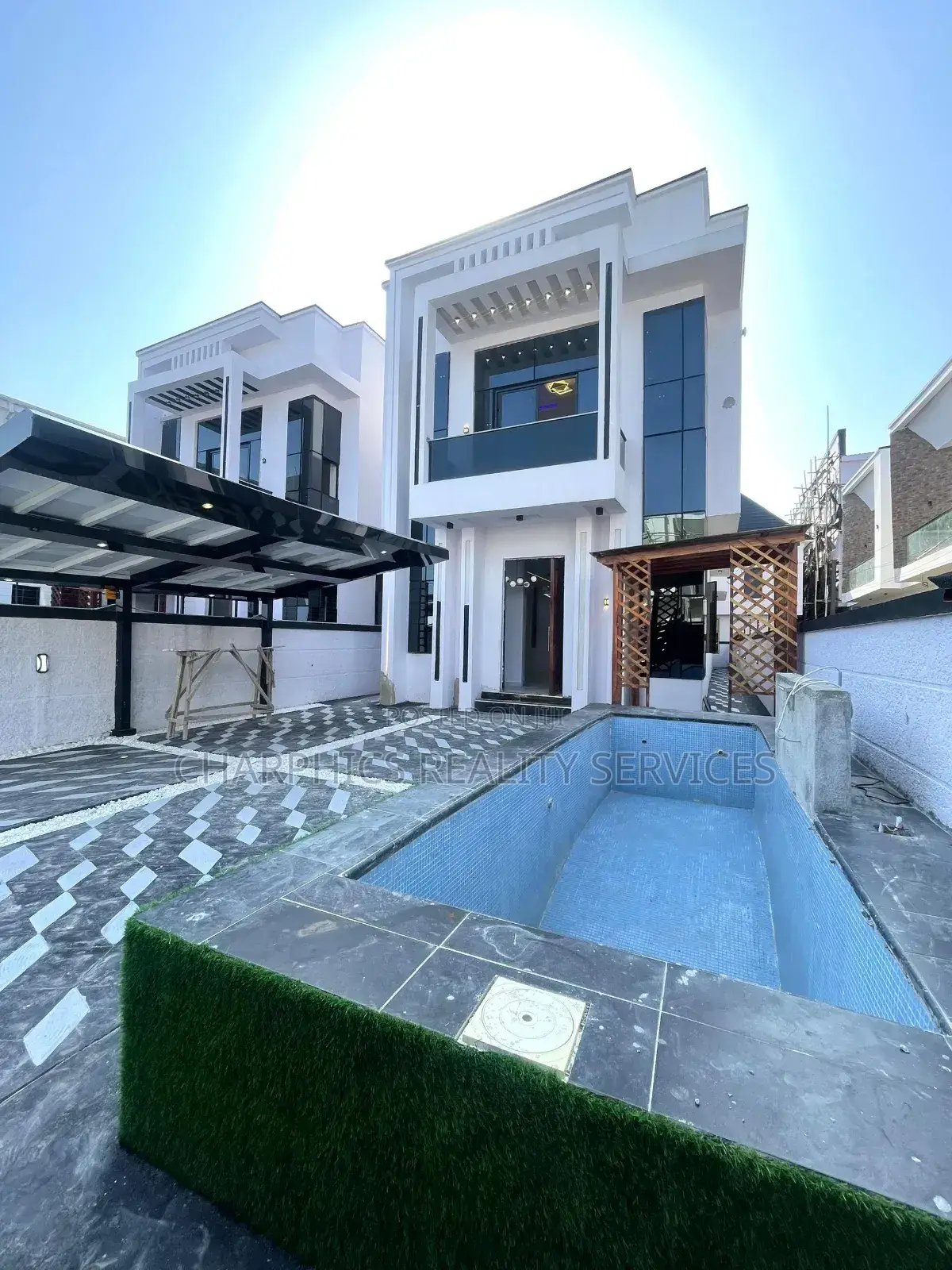 5bdrm Duplex in Lekki for sale in Lekki