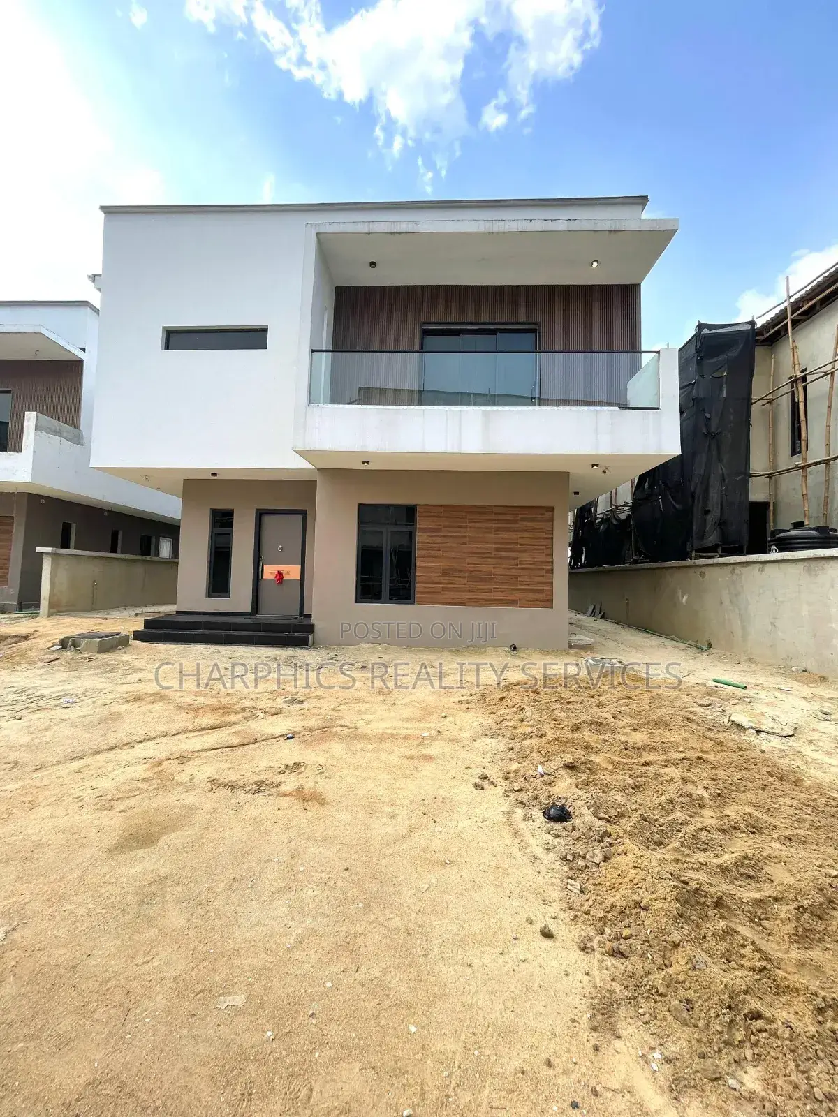 5bdrm Duplex in Lekki for sale in Lekki