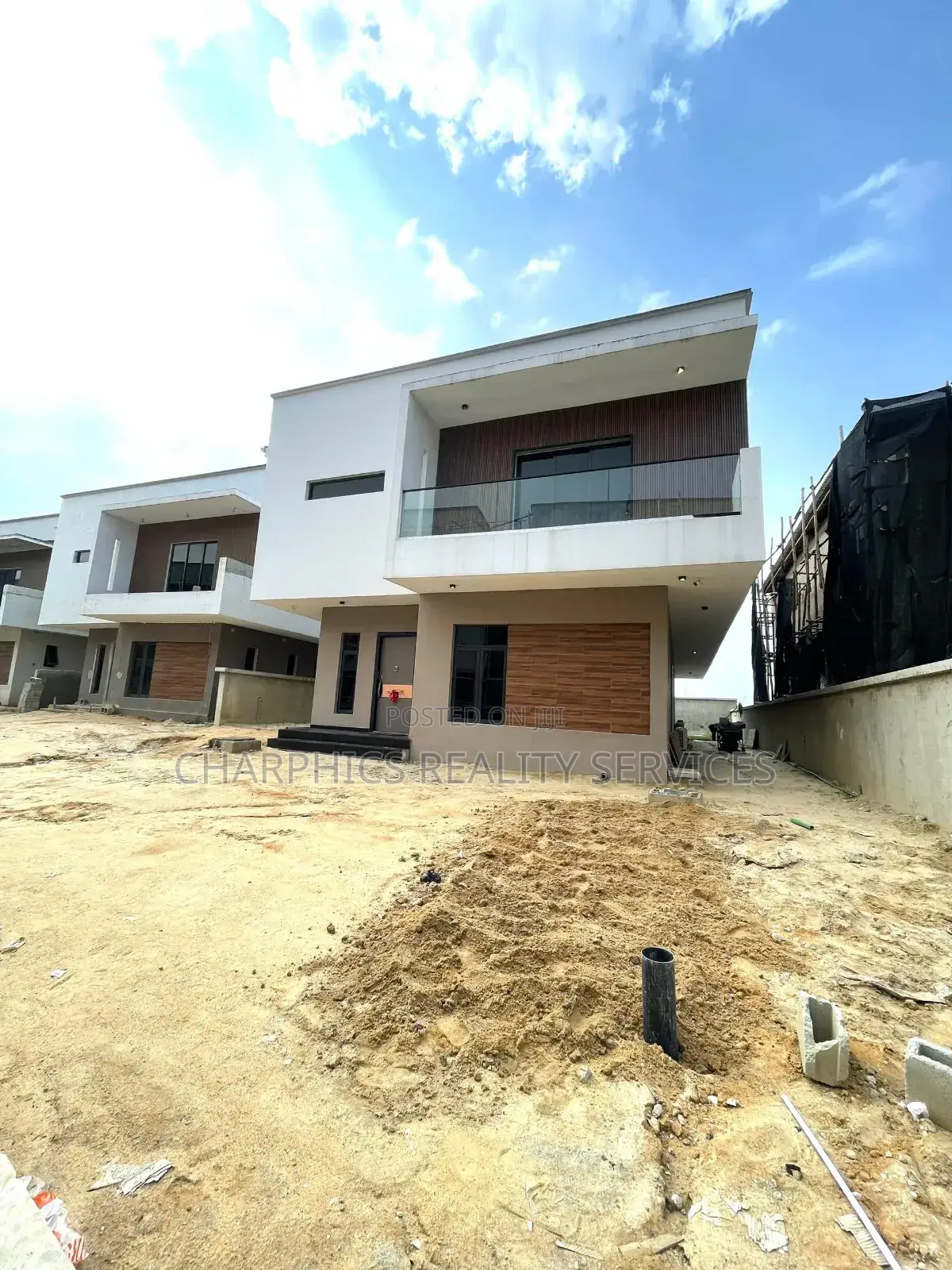 5bdrm Duplex in Lekki for sale in Lekki