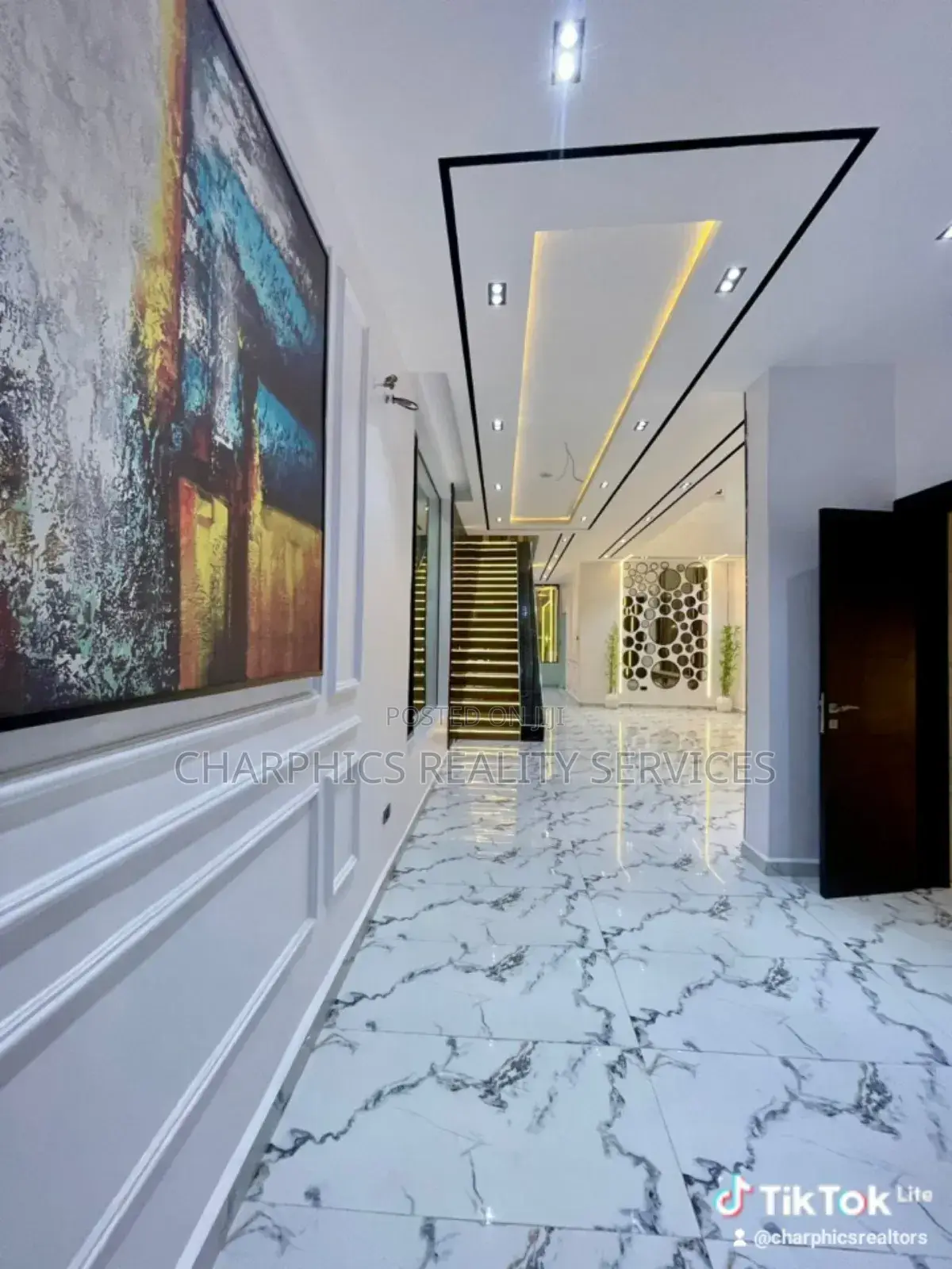 5bdrm Duplex in Lekki for sale in Lekki