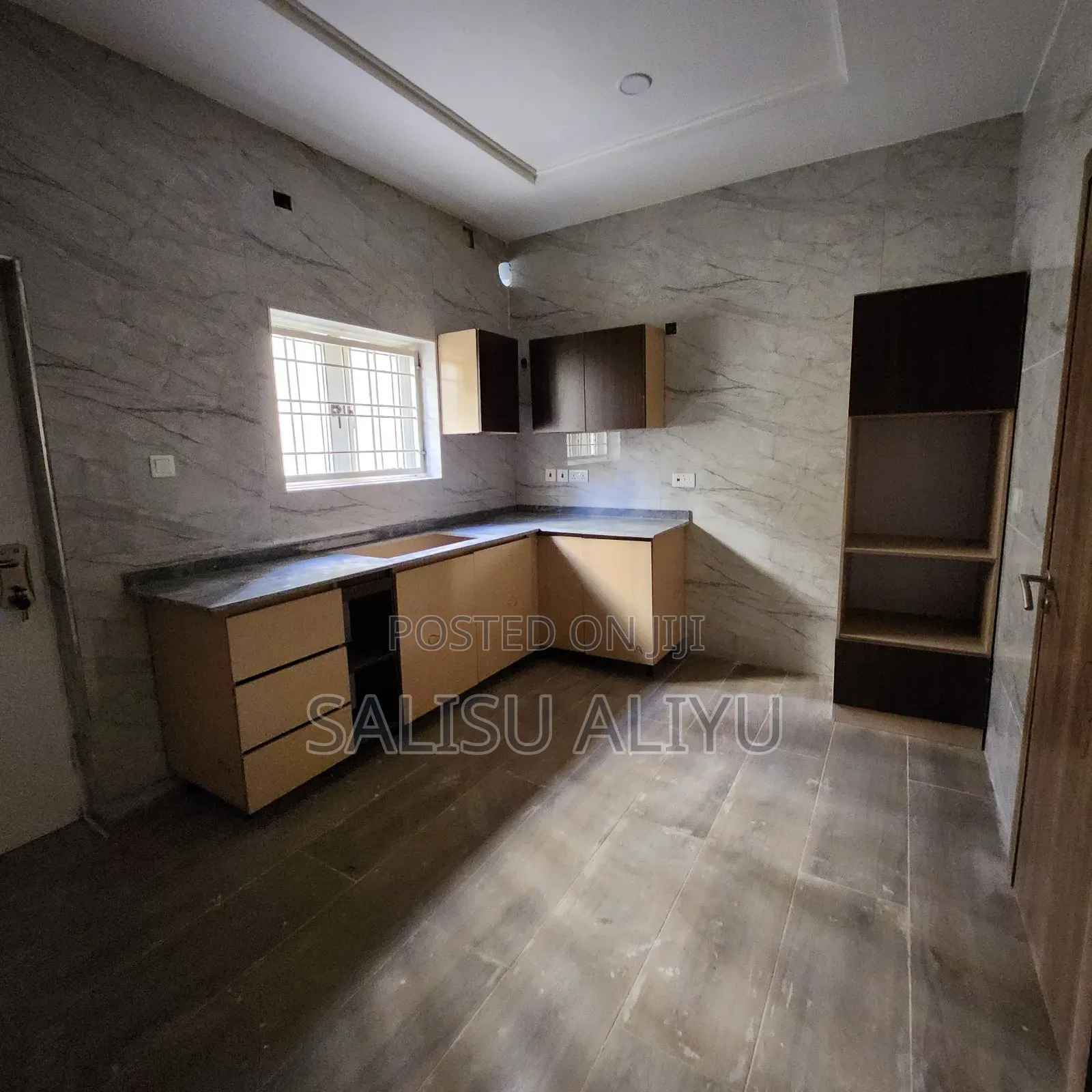 5bdrm Duplex in Jahi Gilmore for sale in Jahi