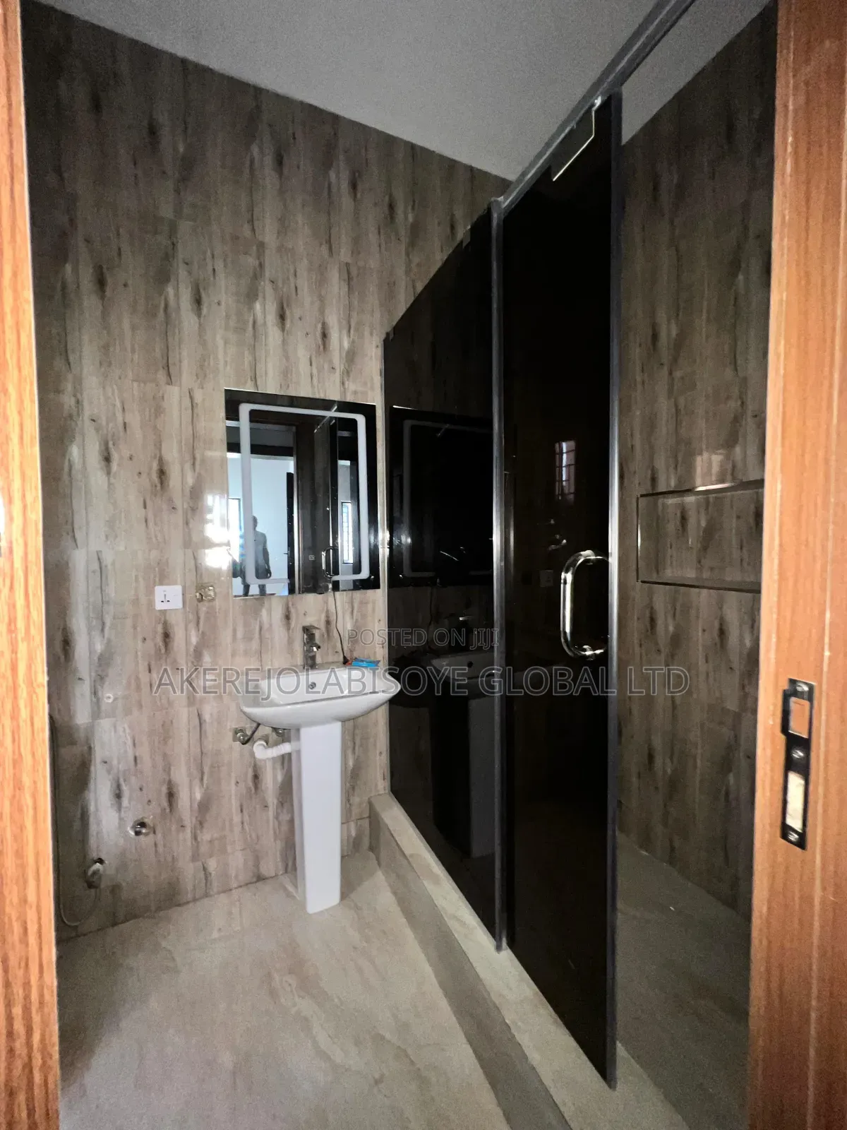 4bdrm Townhouse / Terrace in Gwarinpa Main for rent in Gwarinpa