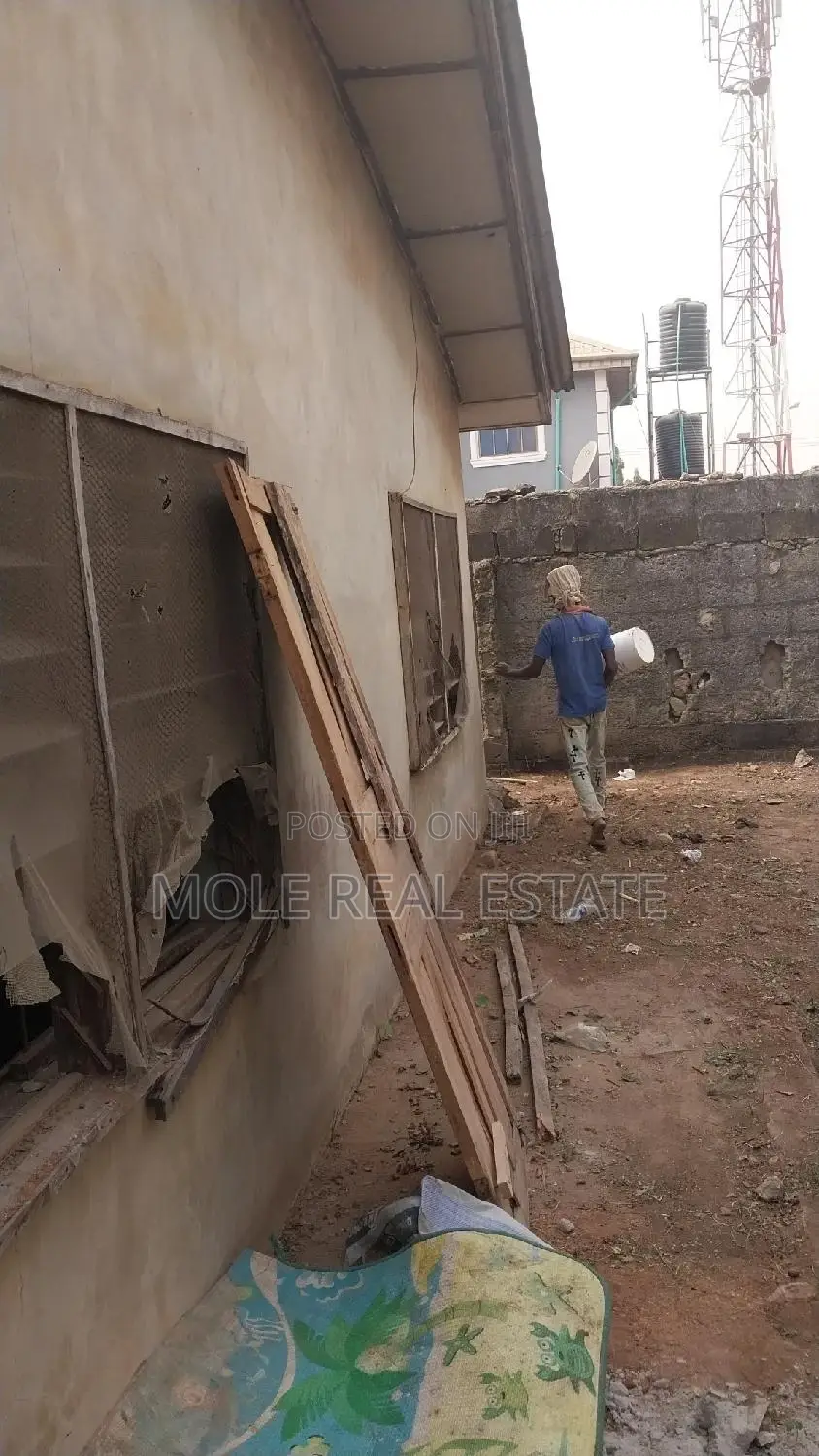 Sell At Alado 30ft By 120ft Bus Stop Isheriosun Ikotun Road in Ikotun / Ikotun/Igando