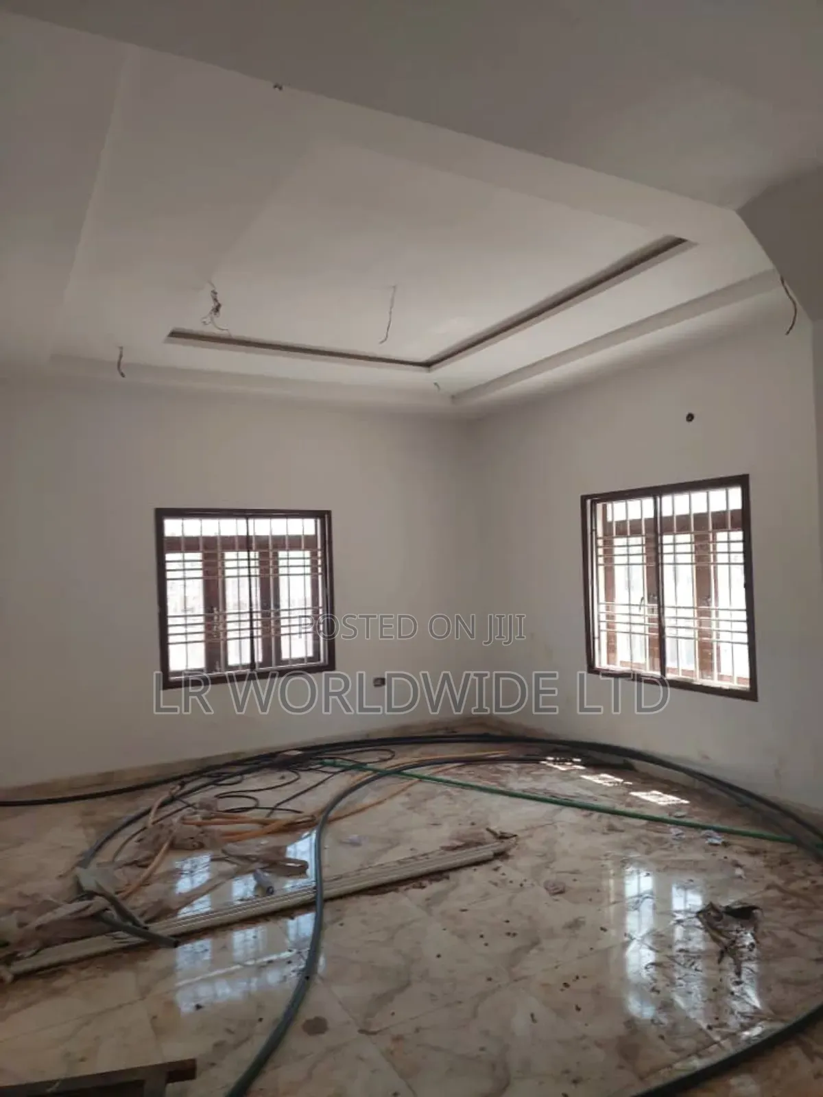 4bdrm Duplex in Lugbe District for sale in Lugbe District