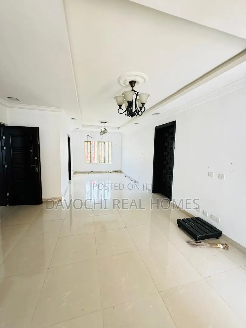 Furnished 3bdrm Apartment in Lekki Phase 1 for rent in Lekki Phase 1