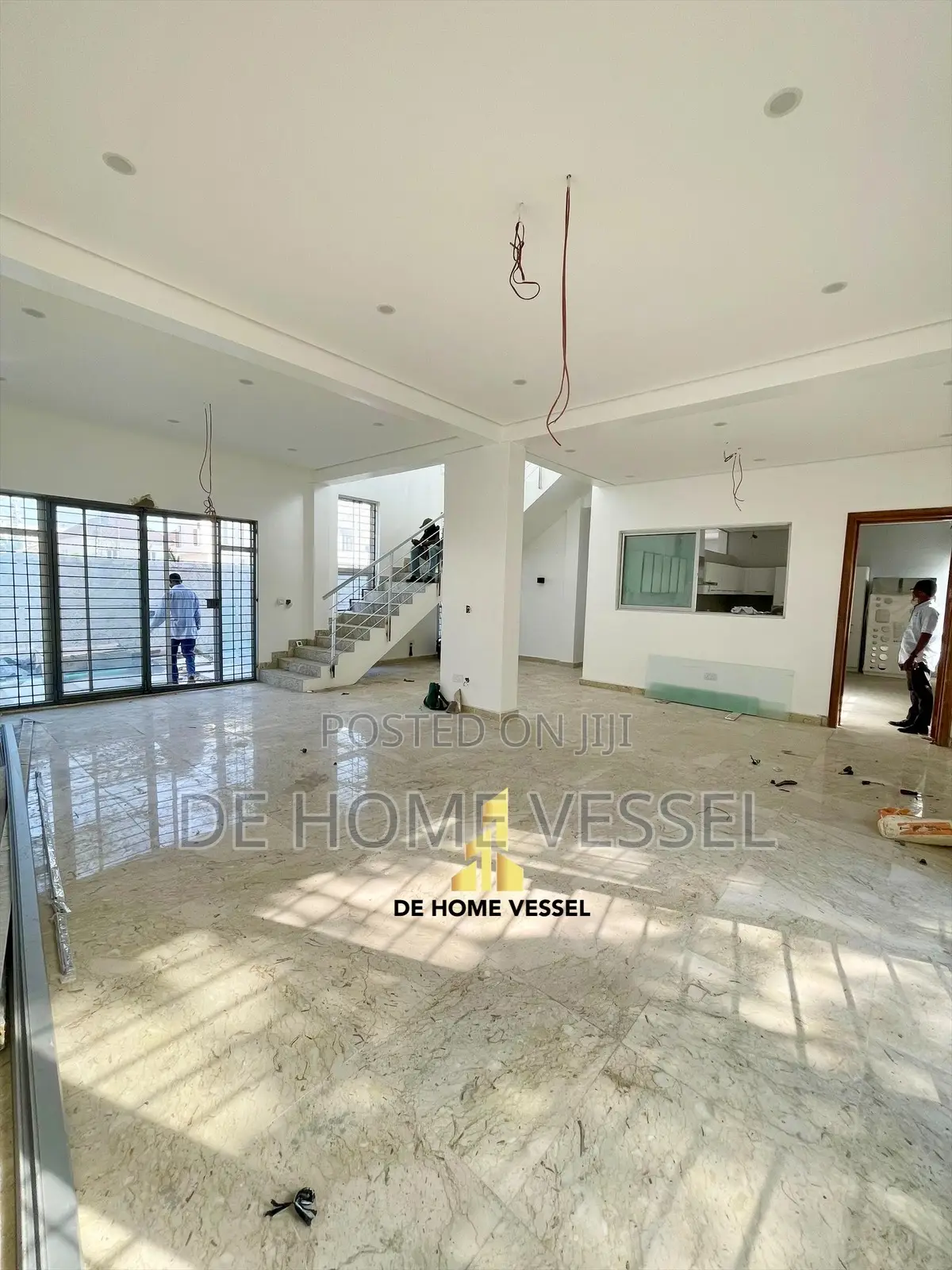 5bdrm Duplex in Lekki Phase 1 for sale in Lekki Phase 1
