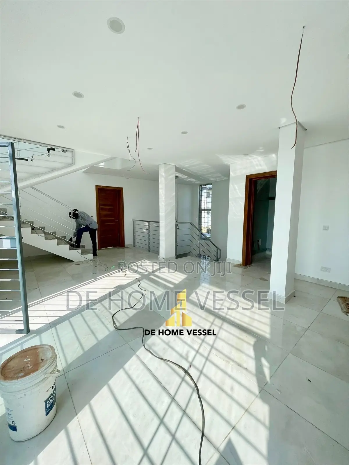 5bdrm Duplex in Lekki Phase 1 for sale in Lekki Phase 1