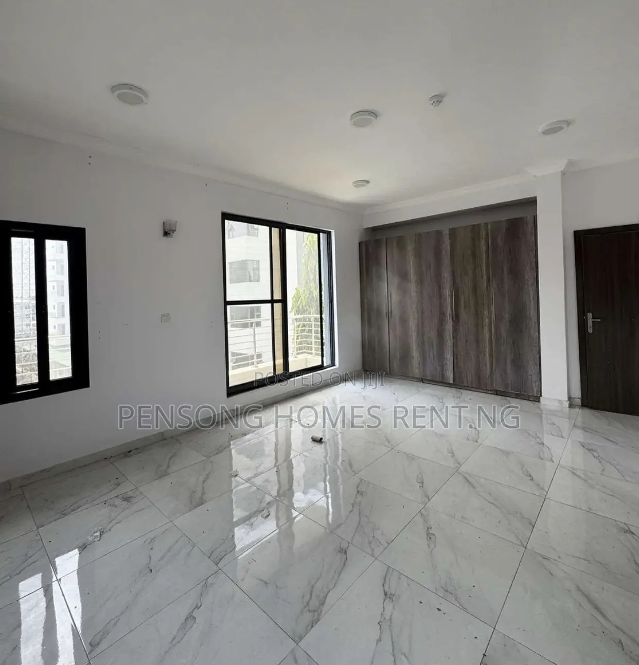 3bdrm Apartment in Vi, Victoria Island for rent in Victoria Island