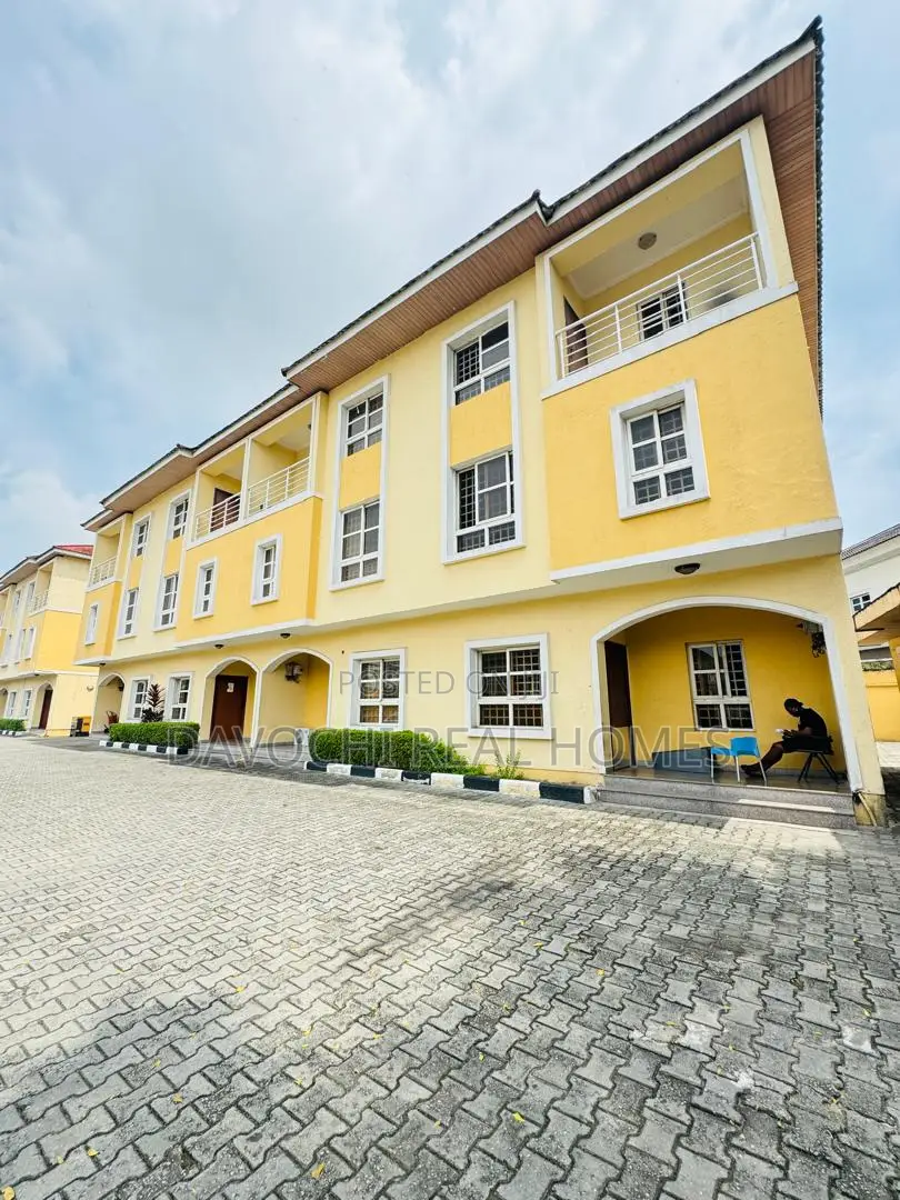 Furnished 5bdrm Duplex in Lekki Phase 1 for rent in Lekki Phase 1