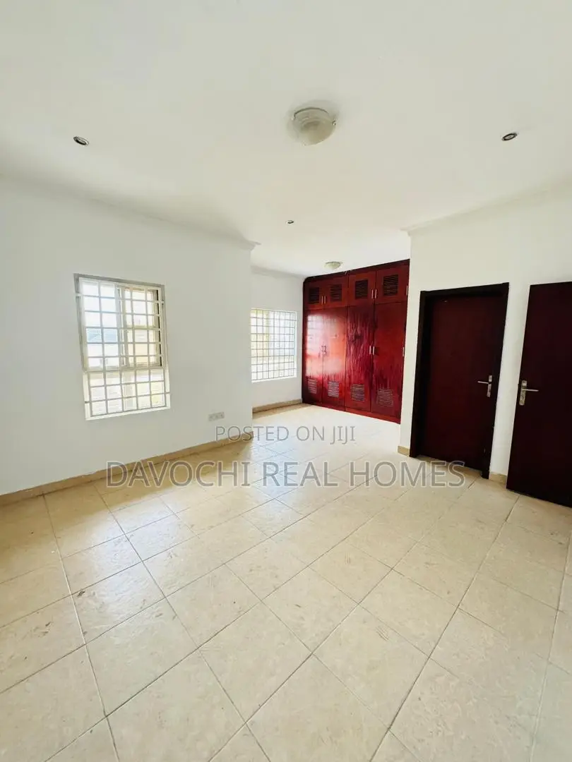 Furnished 5bdrm Duplex in Lekki Phase 1 for rent in Lekki Phase 1