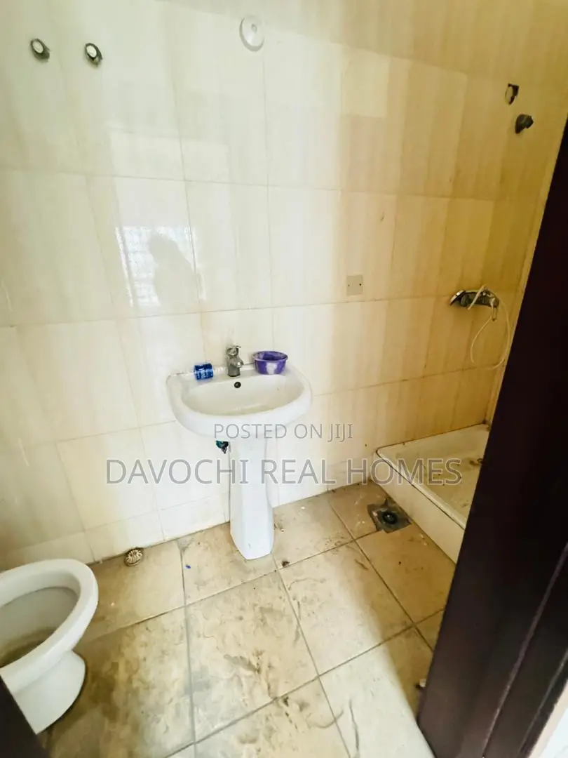 Furnished 5bdrm Duplex in Lekki Phase 1 for rent in Lekki Phase 1