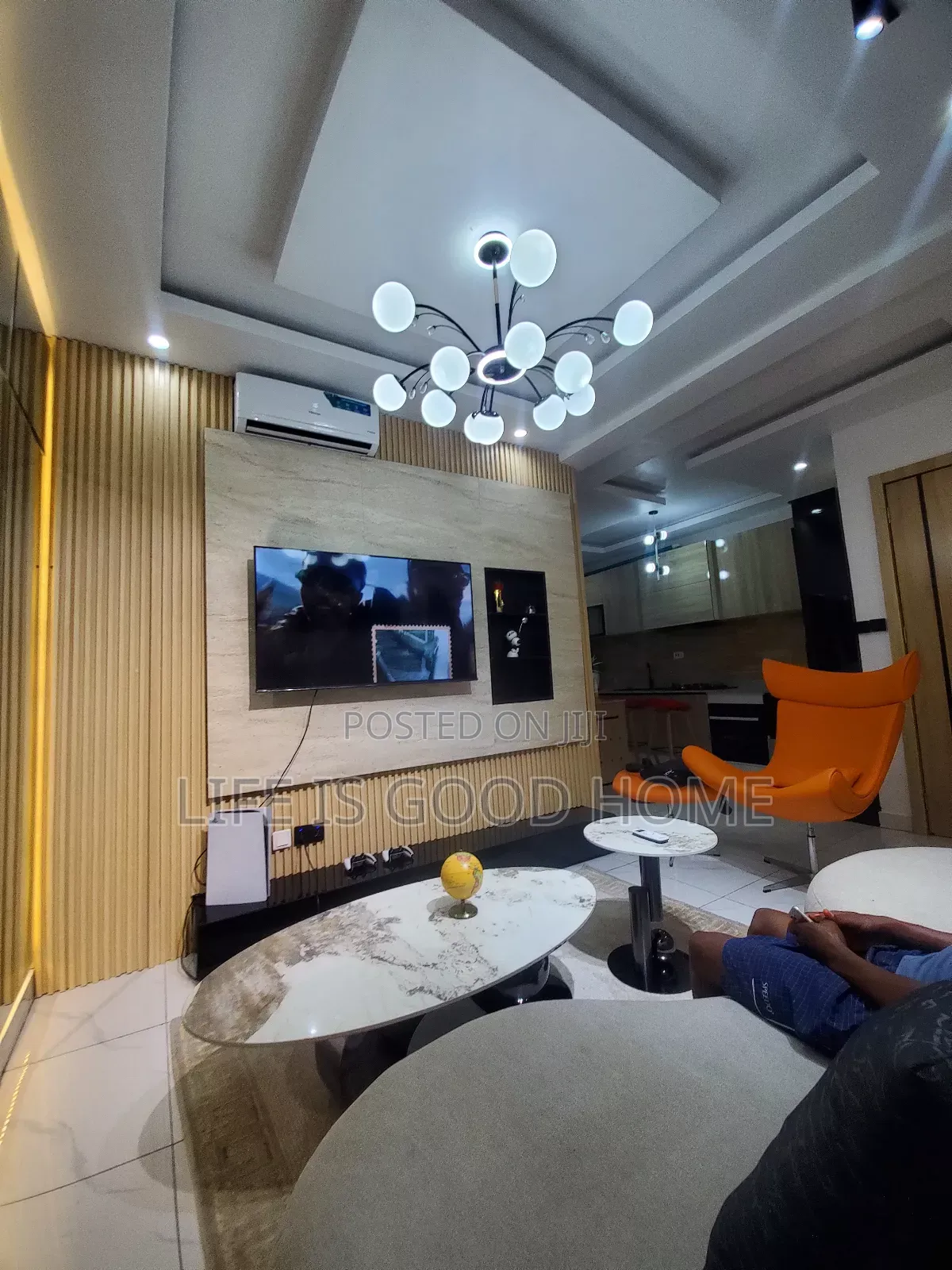 1bed Flat in Lekki in Osapa london