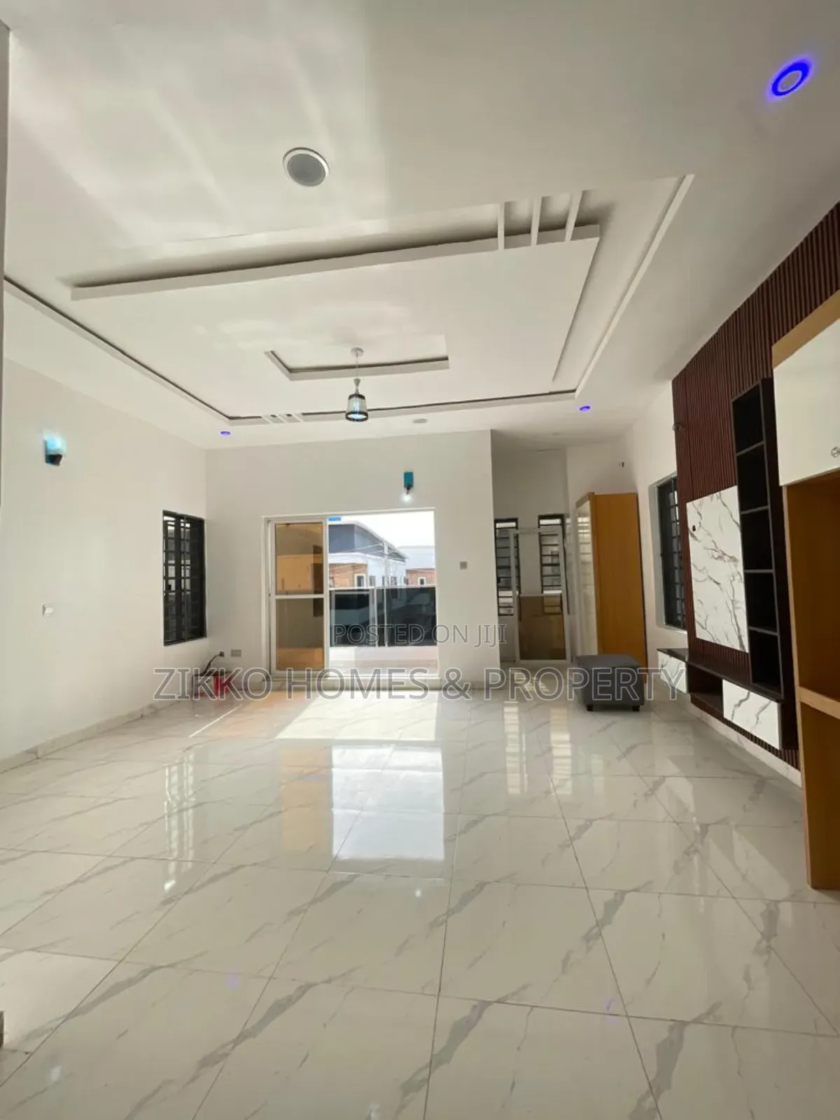 5bdrm Duplex in Ajah for sale in Ajah