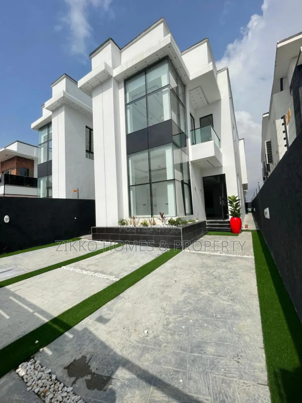 5bdrm Duplex in Ajah for sale in Ajah
