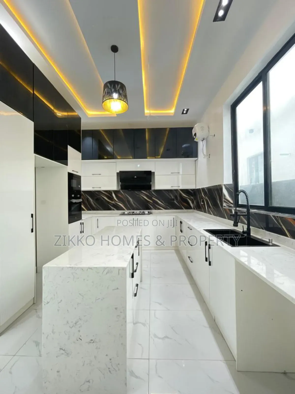5bdrm Duplex in Ajah for sale in Ajah