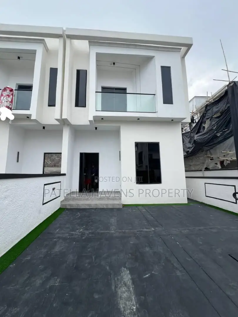 4bdrm Duplex in Ajah for sale in Ajah