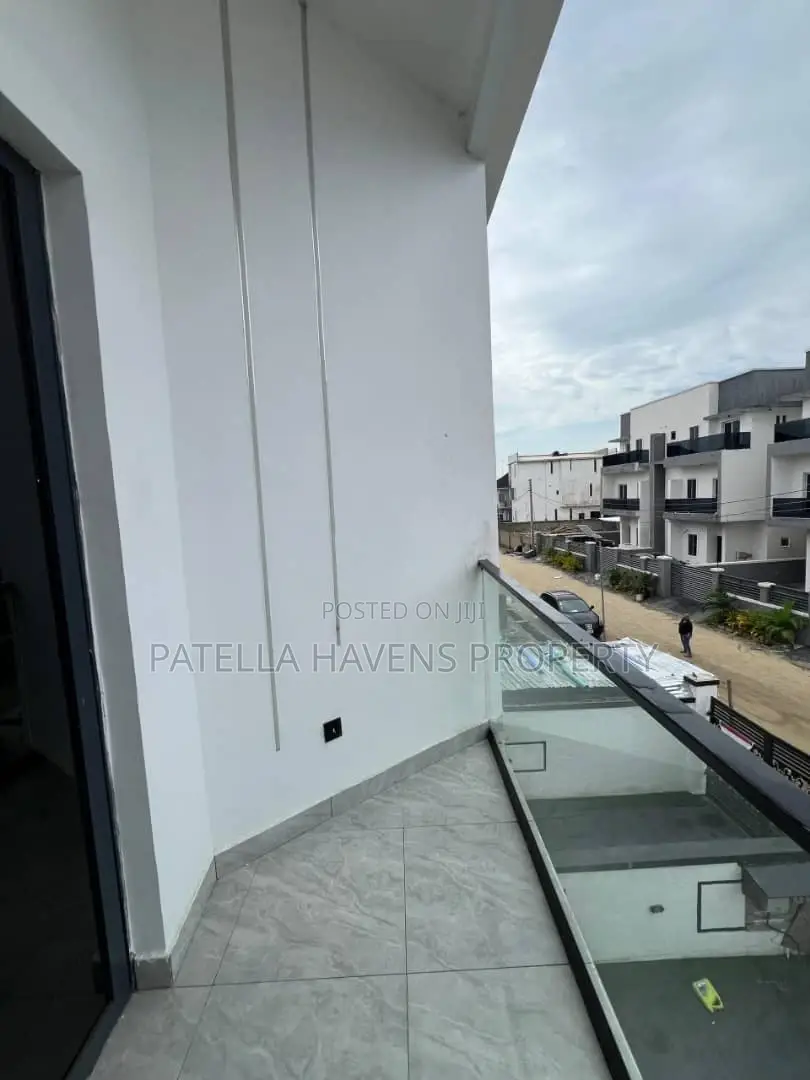 4bdrm Duplex in Ajah for sale in Ajah