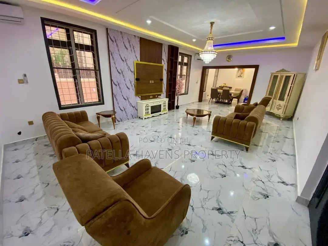 Furnished 5bdrm Duplex in Apo Resettlement for sale in Apo Resettlement