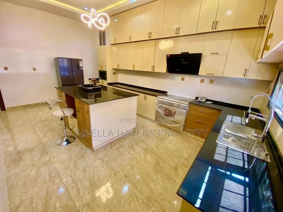 Furnished 5bdrm Duplex in Apo Resettlement for sale in Apo Resettlement