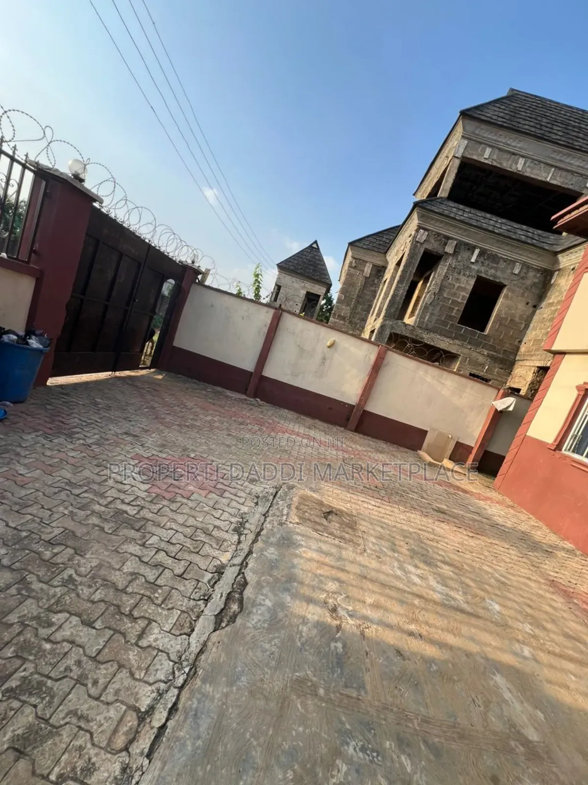 8bdrm Block of Flats in Peace Estate, Ayobo for sale in Ayobo
