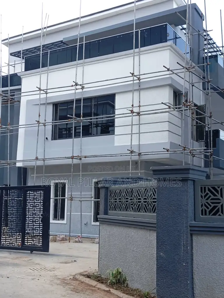 5bdrm Duplex in Guzape for rent in Guzape District