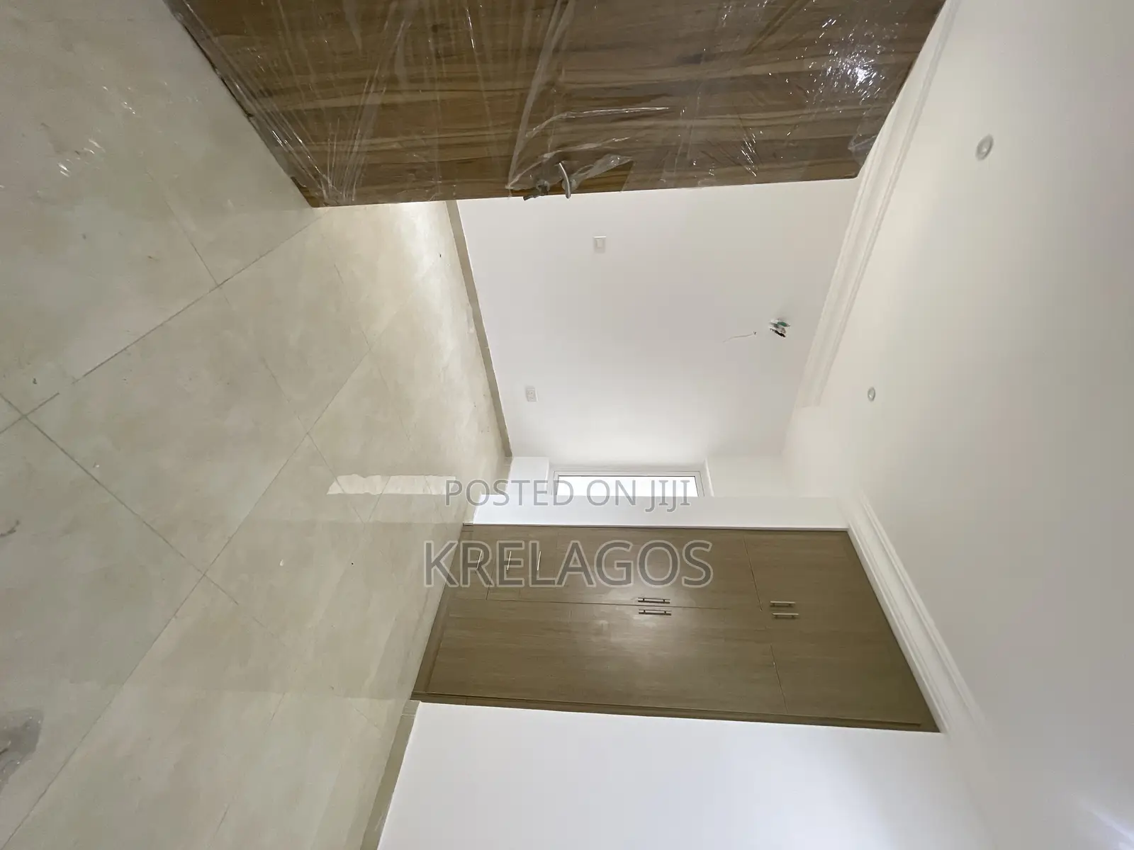 4bdrm Duplex in Ikate for sale in Ikate