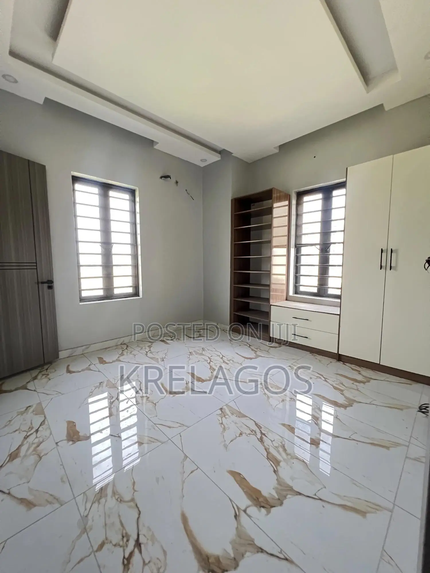 2bdrm Apartment in Lekki Phase 1 for sale in Lekki Phase 1