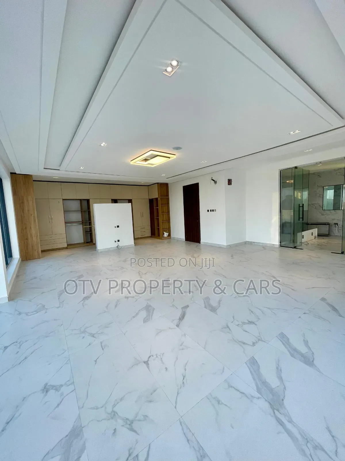 Furnished 5bdrm Mansion in 📍Osapa, Lekki for sale in Osapa london
