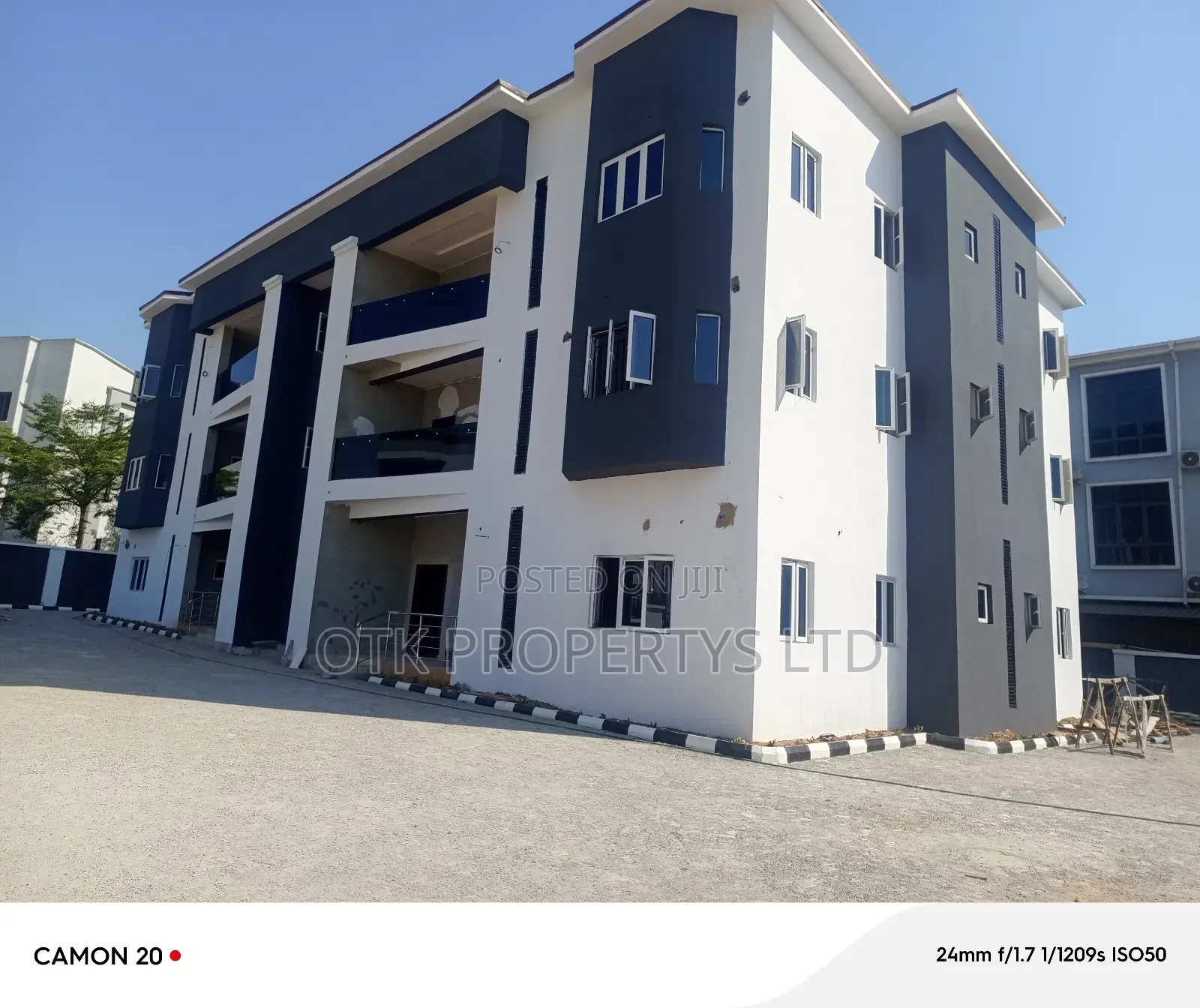 2bdrm Block of Flats in Valentine Nwabueze for rent in Jahi