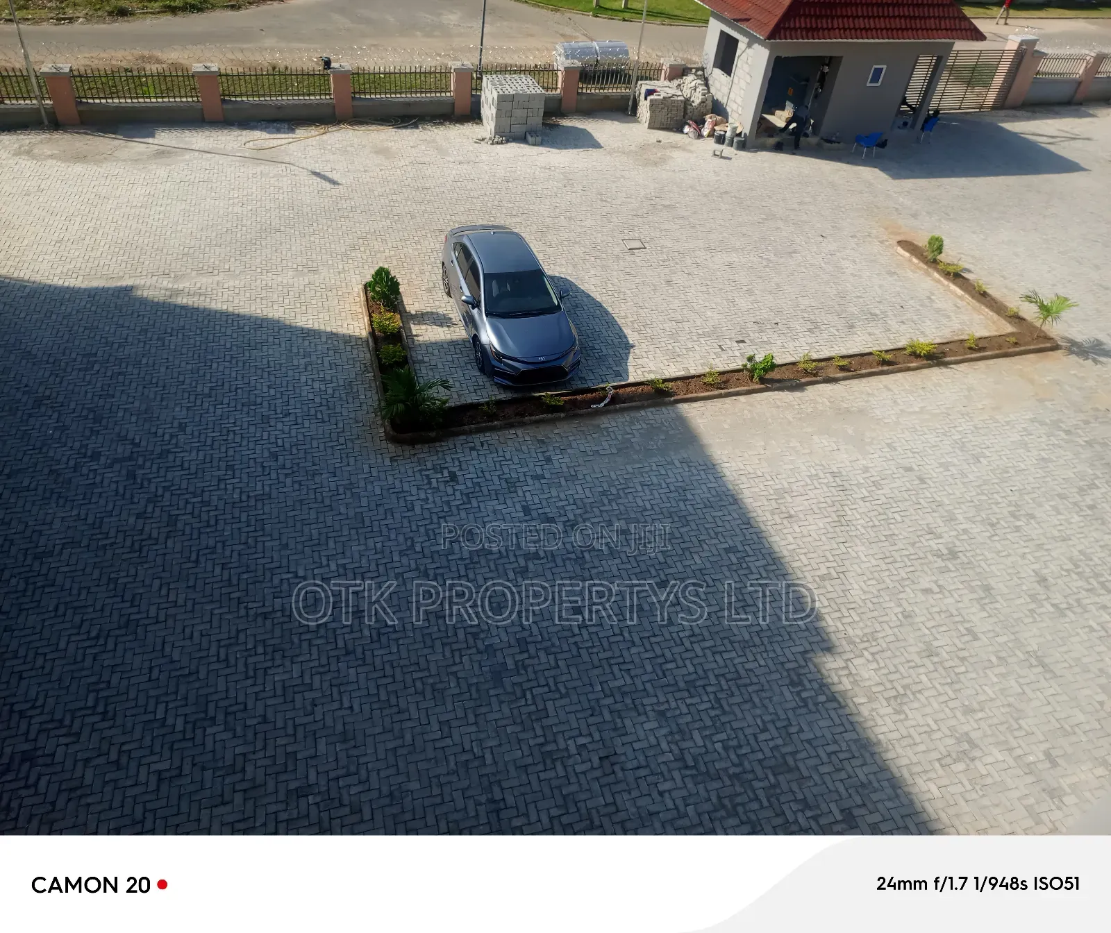 3bdrm Block of Flats in Crescent, Jahi By for sale in Jahi