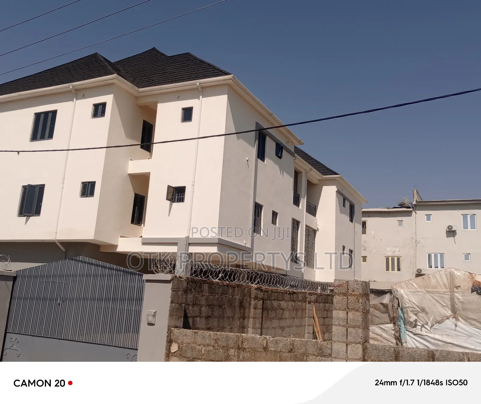3bdrm Block of Flats in Nwabueze  Jahi By for sale in Jahi