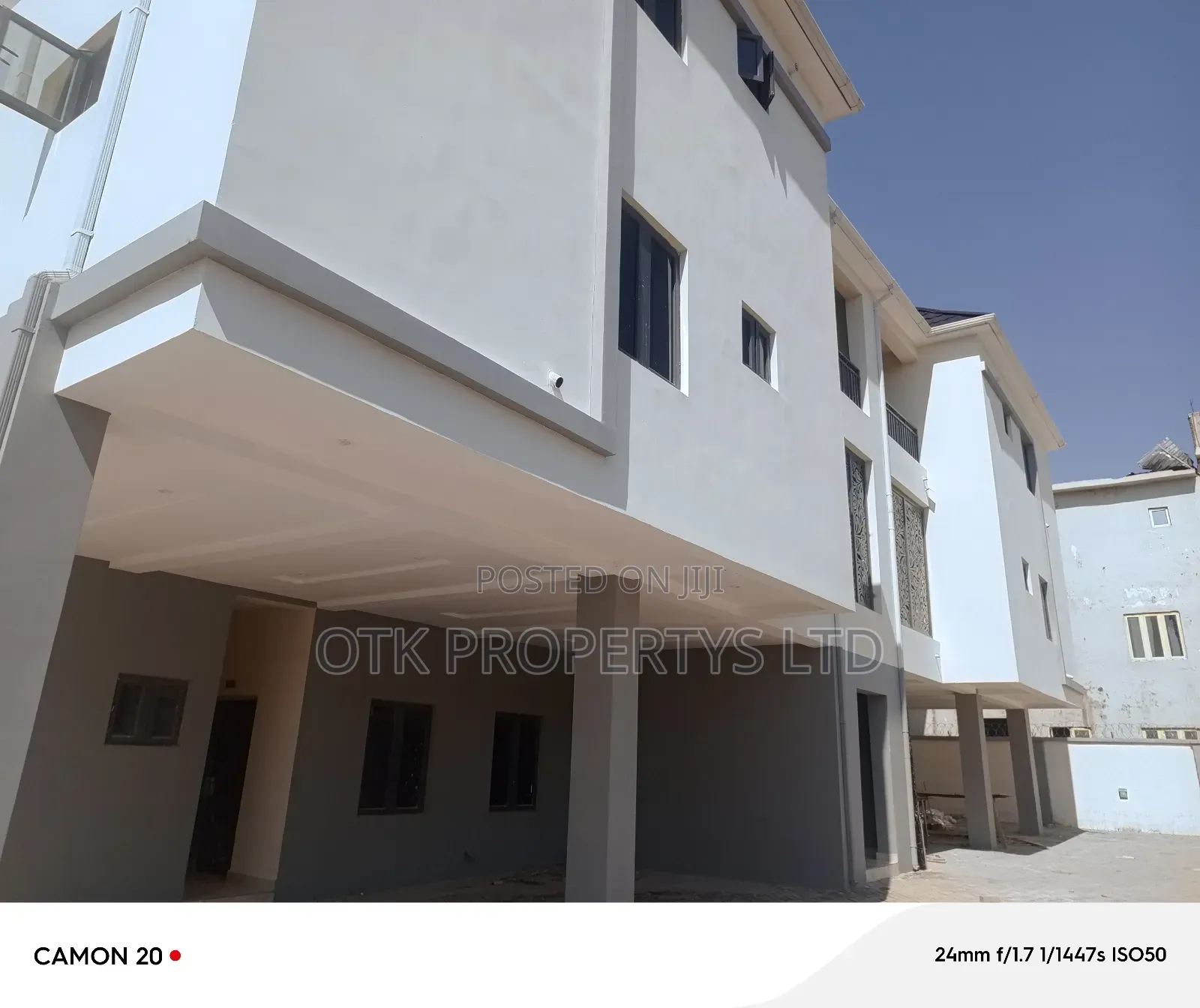 3bdrm Block of Flats in Nwabueze  Jahi By for sale in Jahi