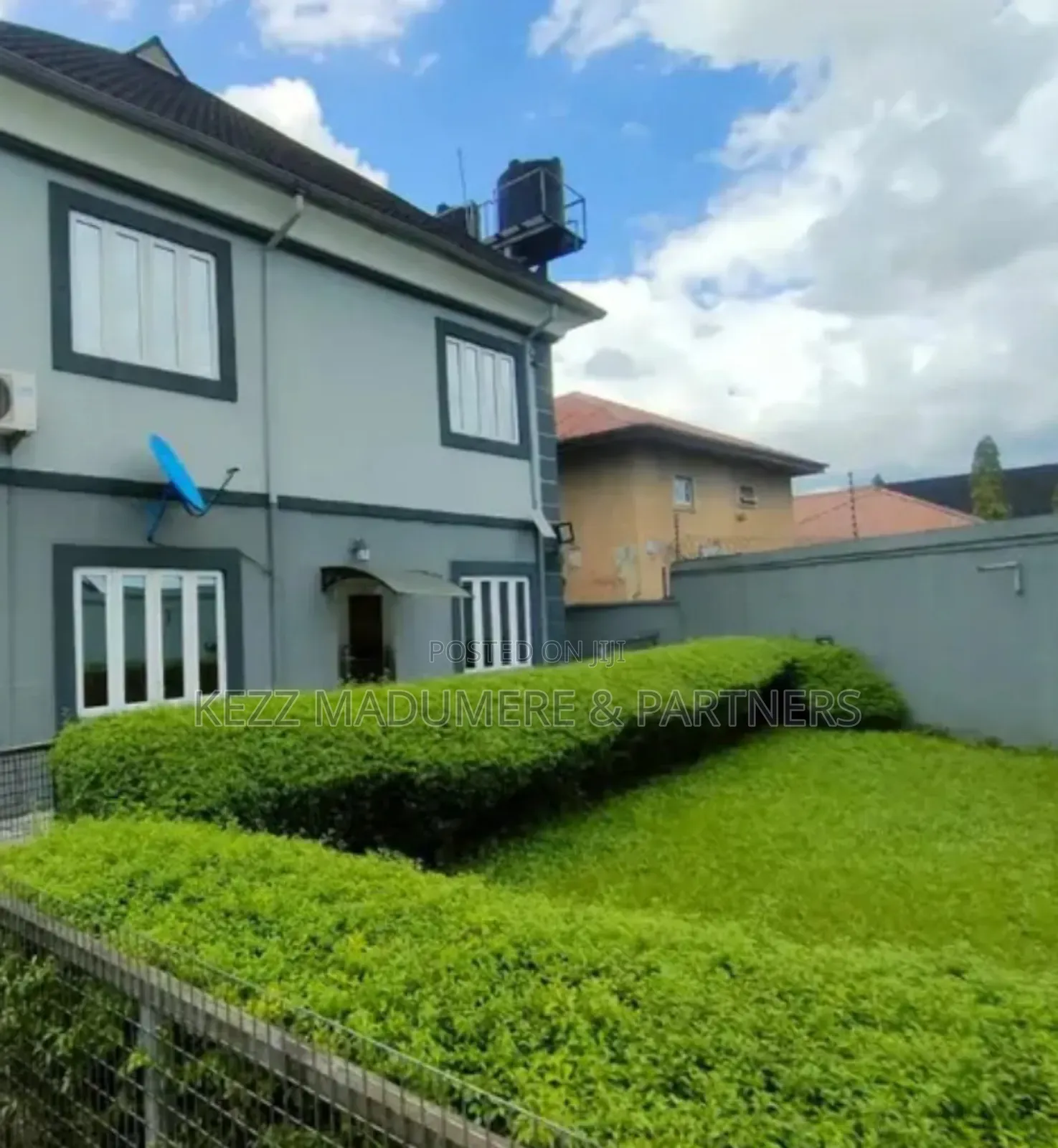 4bdrm Duplex in Off Mummy B  Road, for sale in Port-Harcourt