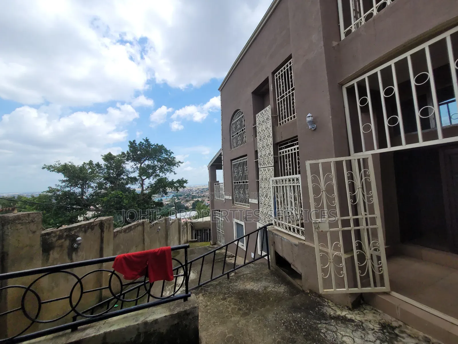 3bdrm Block of Flats in Karu for sale in Karu