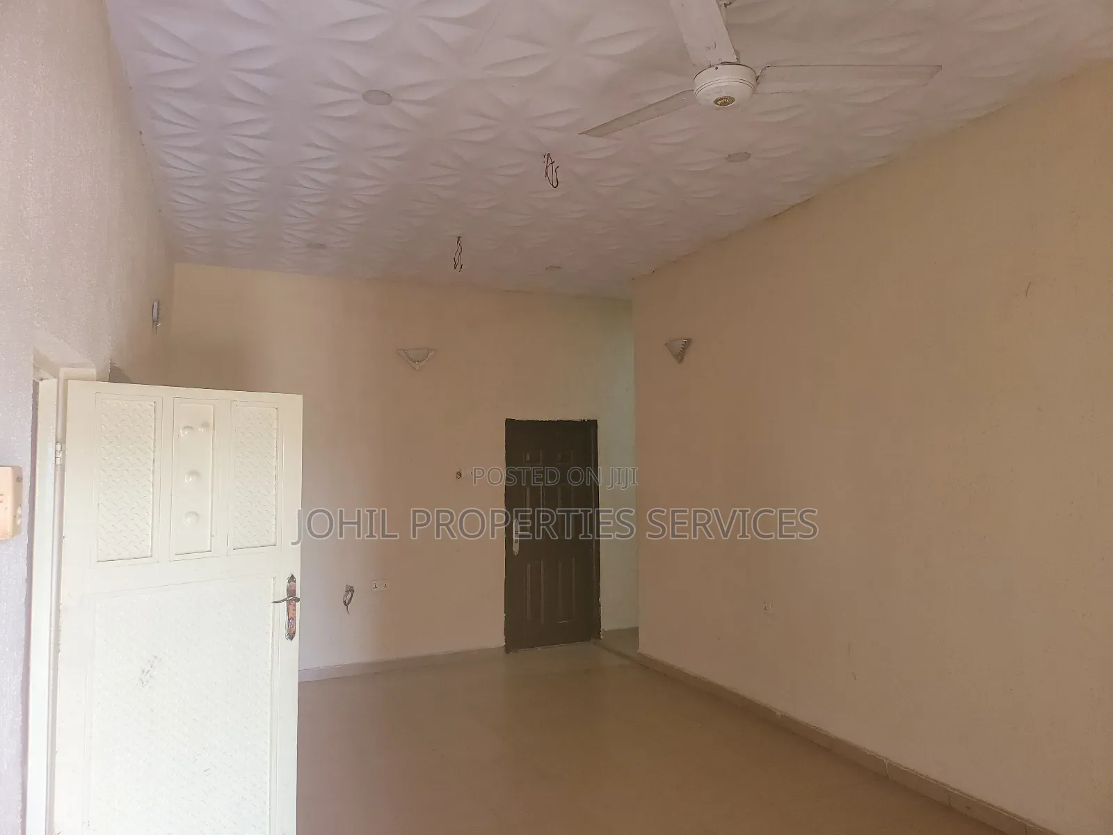 3bdrm Block of Flats in Karu for sale in Karu