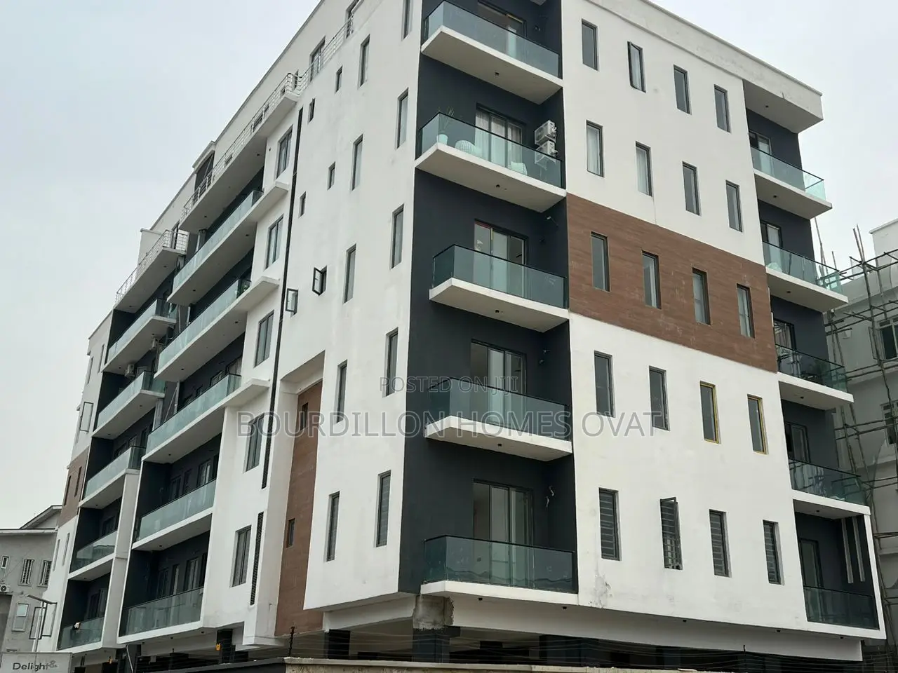 4bdrm Penthouse in Ikate for sale in Ikate