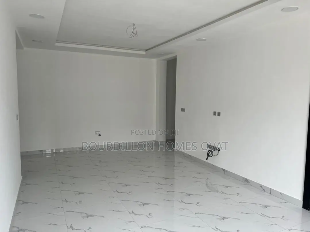 2bdrm Apartment in Ikate for sale in Ikate