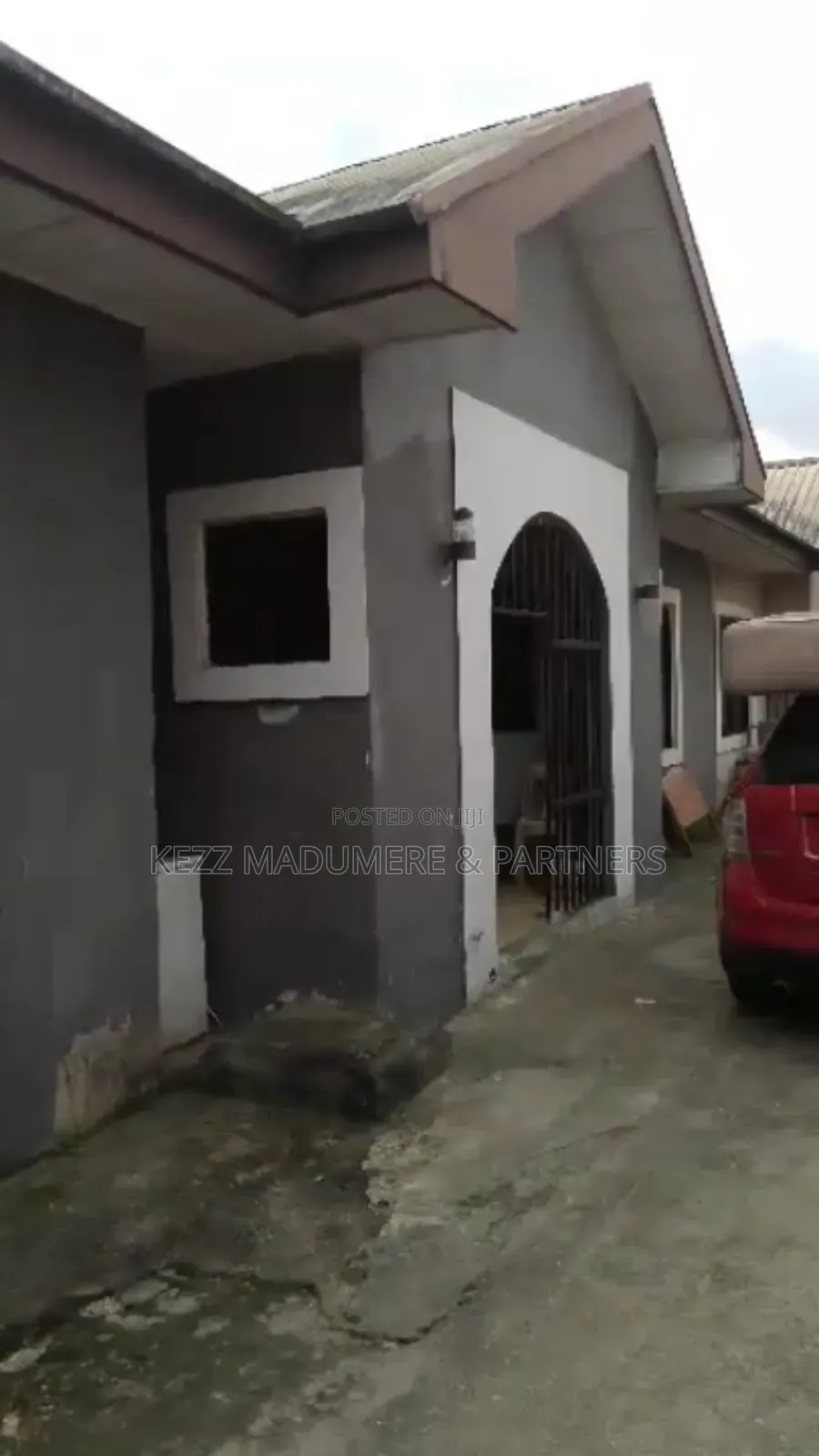 6bdrm Bungalow in Off Nta Road , Port for sale in Port-Harcourt