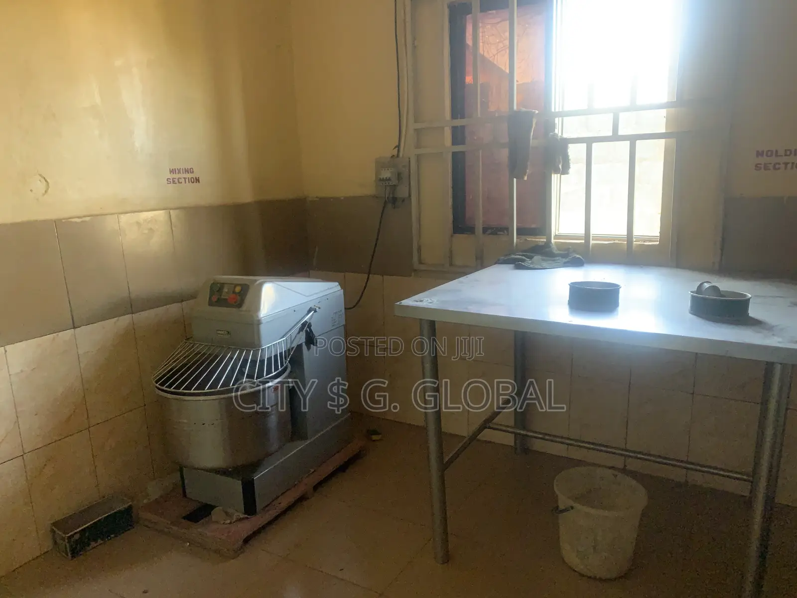 A Bakery With All the Inqurement Inside in Kubwa