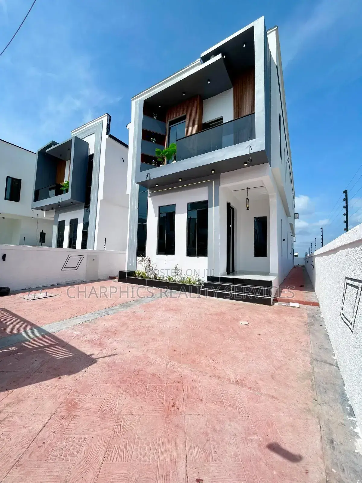 5bdrm Duplex in Ajah for sale in Ajah