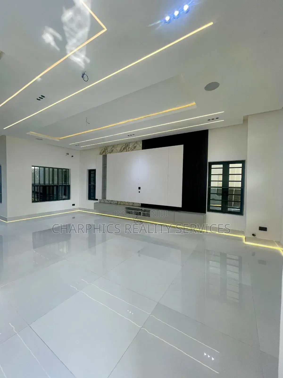 5bdrm Duplex in Ajah for sale in Ajah