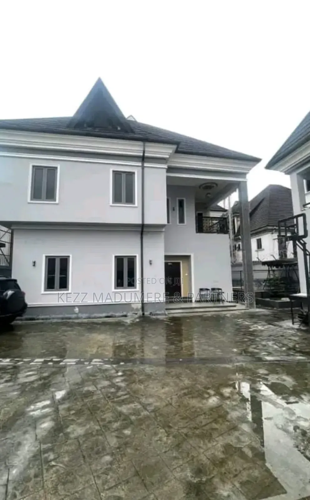 6bdrm Duplex in Off Stadium Road , for sale in Port-Harcourt