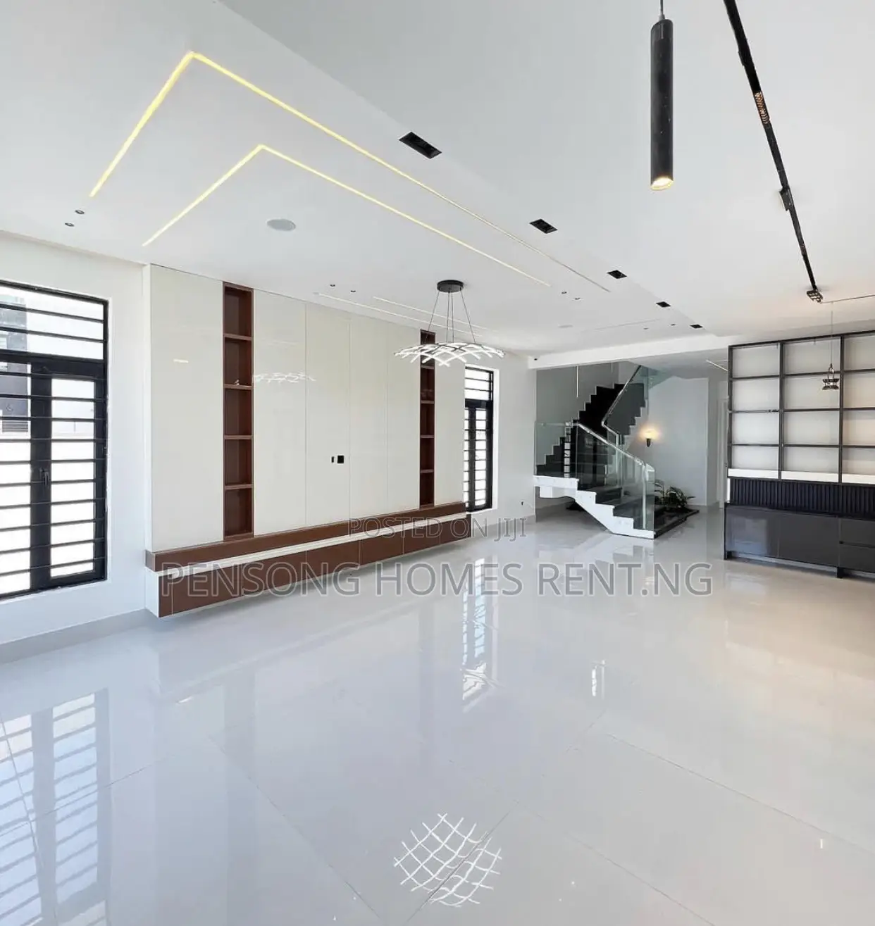 4bdrm Duplex in Lekki Phase 1 for rent in Lekki Phase 1