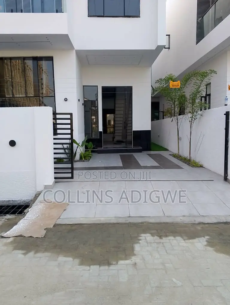 4bdrm Duplex in Ajah for sale in Ajah