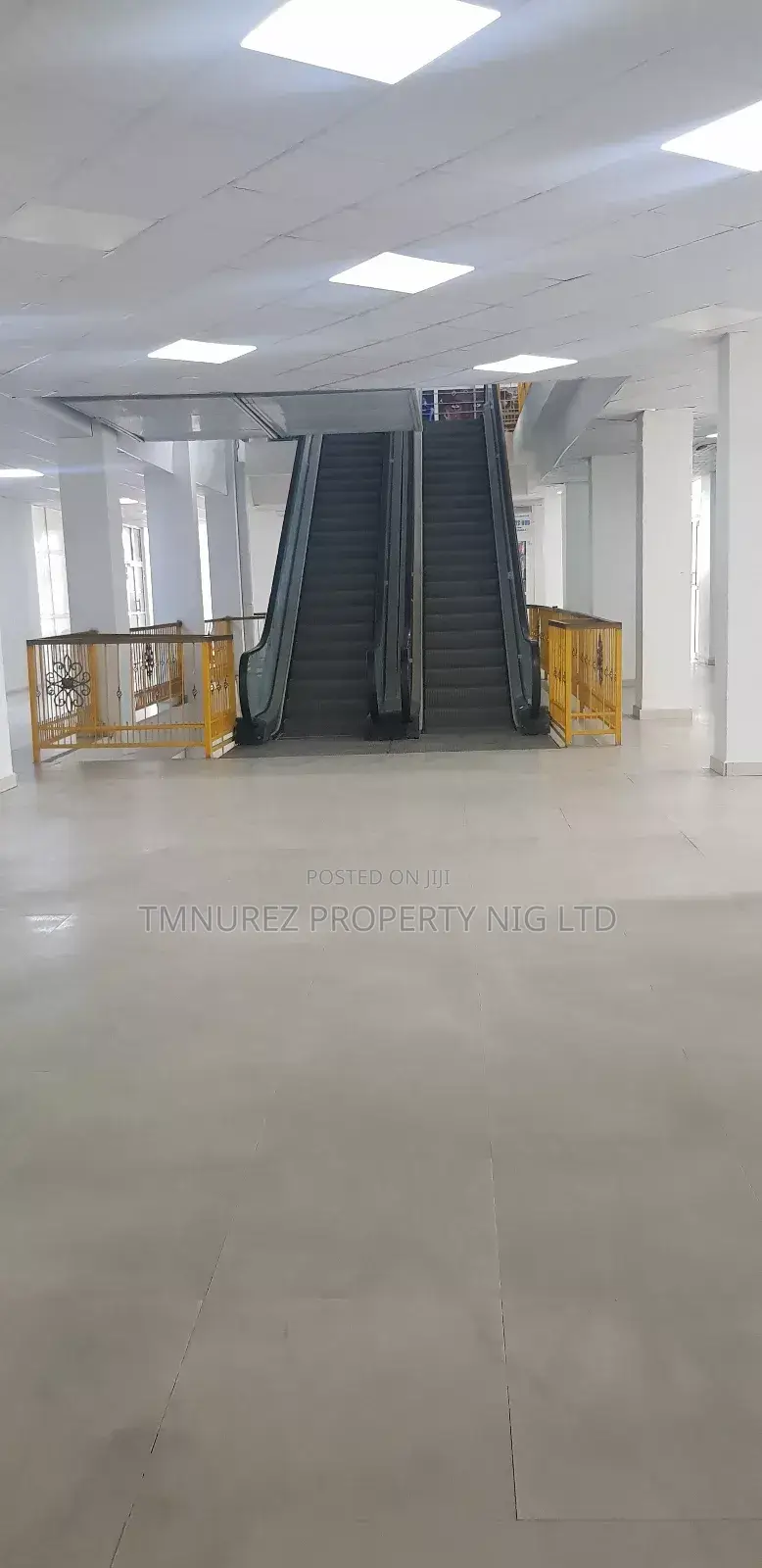 Shop for Rent,Vi Lekki in Lekki Phase 1