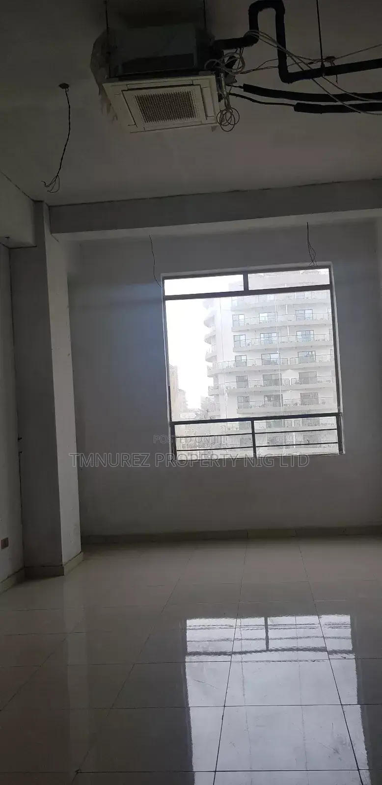 Showroom for Rent at Lekki Phase1 Vi in Lekki Phase 1