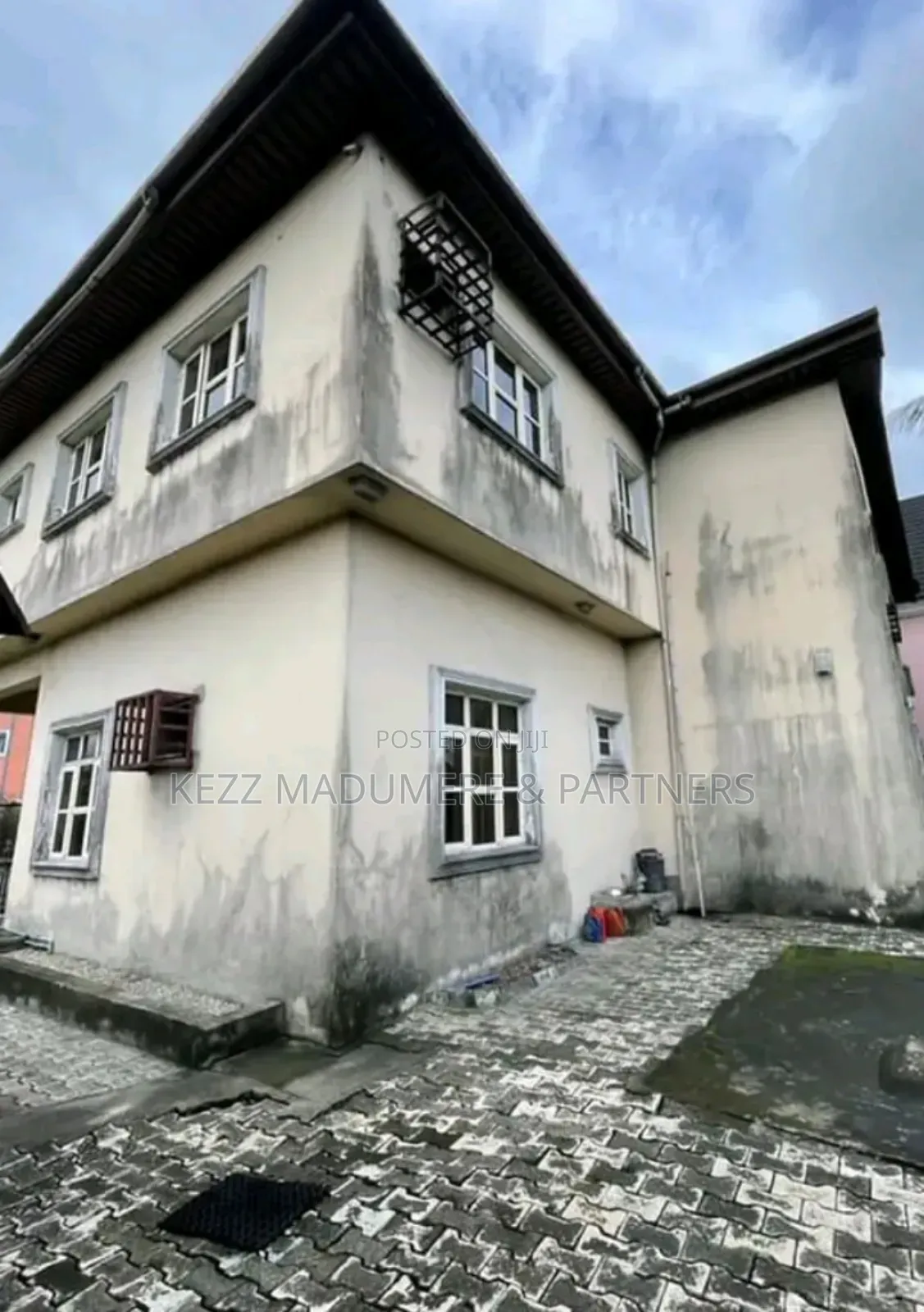 7bdrm Duplex in Off Stadium Road , for sale in Port-Harcourt