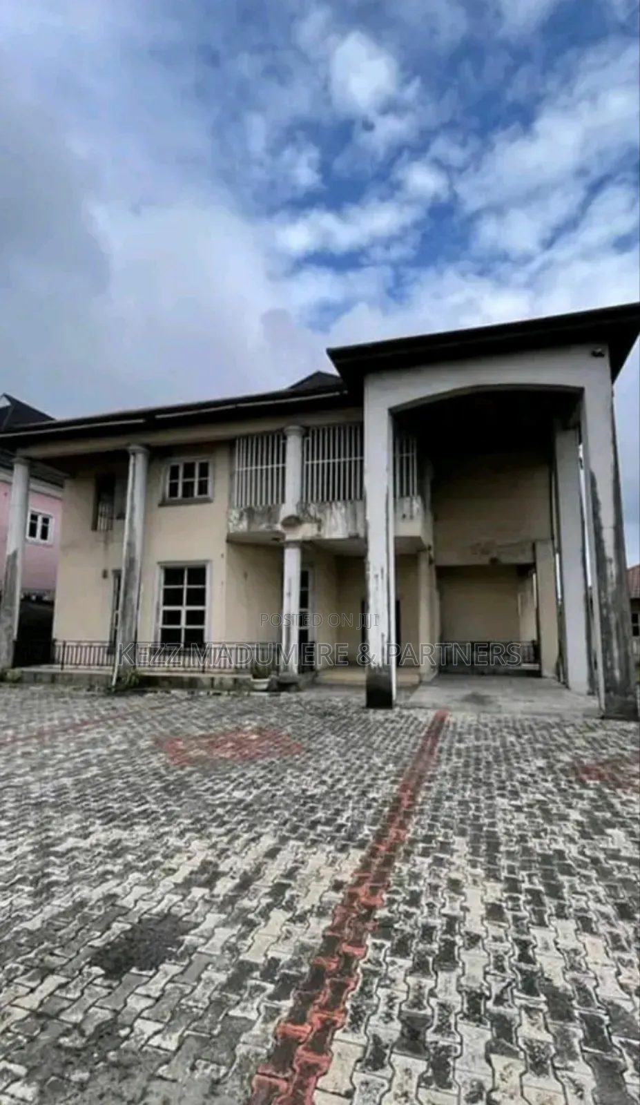 7bdrm Duplex in Off Stadium Road , for sale in Port-Harcourt