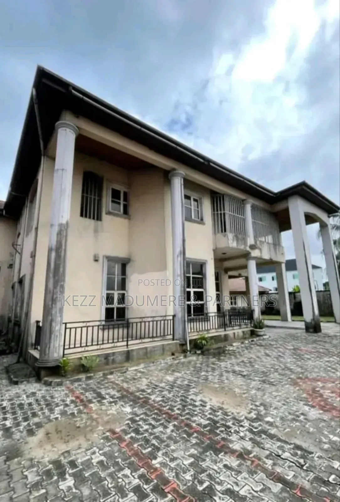 7bdrm Duplex in Off Stadium Road , for sale in Port-Harcourt